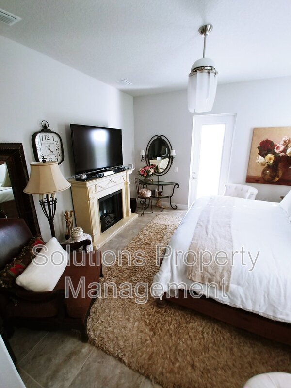 Building Photo - 918 Casa Dolce Casa Cir