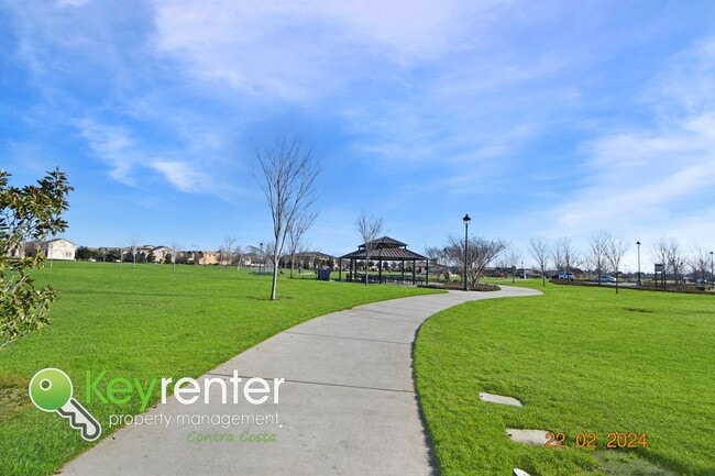 Building Photo - Spacious One-Story Vacaville Home on a Cul-De-Sac!