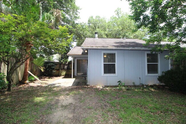 Building Photo - Updated 2BR/1BA West Pensacola Home with Fenced Backyard, Fireplace & Convenient Access to Mobile...