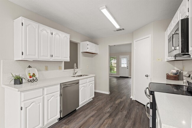 Building Photo - 714 Regency Ct