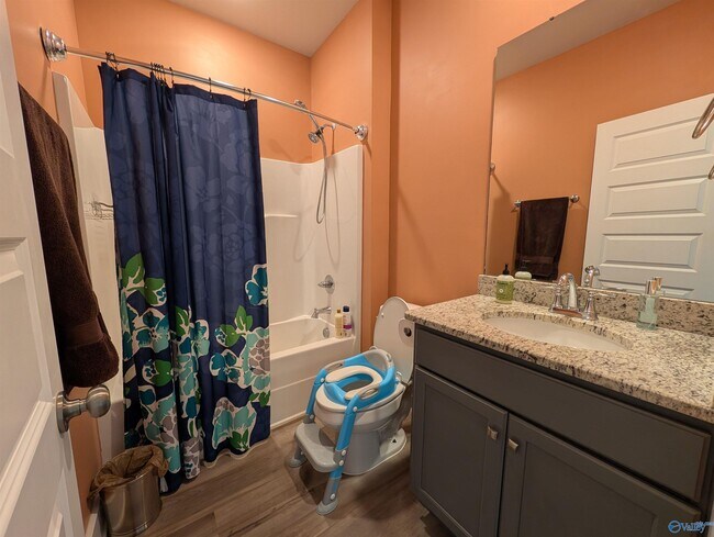 Building Photo - 4213 Textile Ln