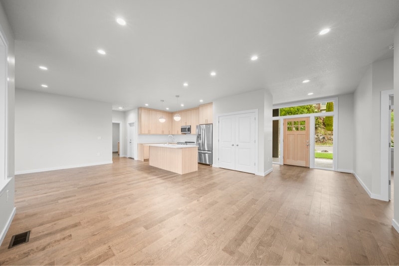 Building Photo - 222 Curtis Dr