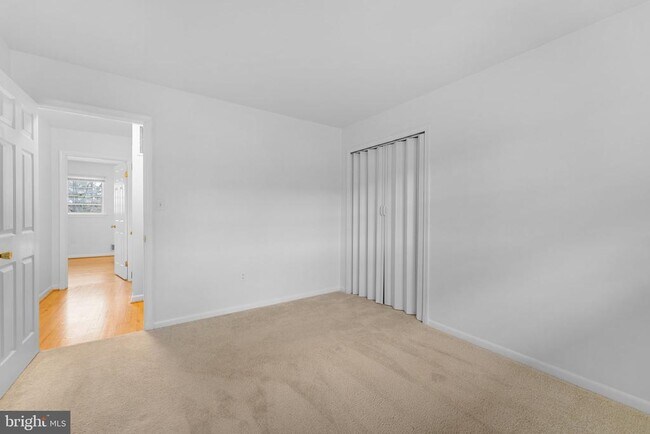 Building Photo - 12 Earlybird Ave