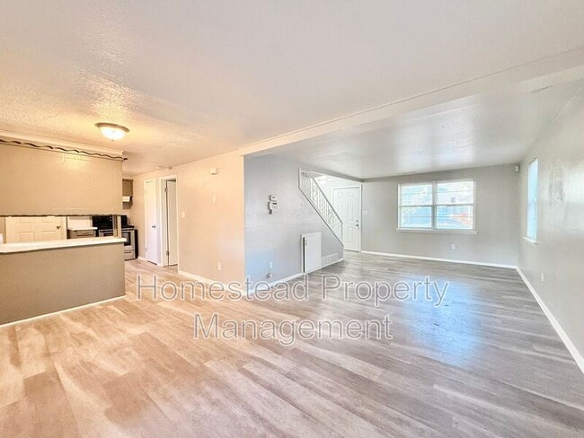 Building Photo - 1132 SW 61st St