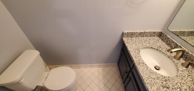 Building Photo - 1103 Yellowbell Pl