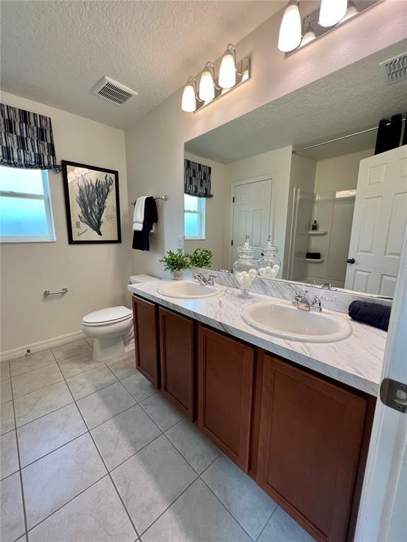 Building Photo - 11880 Little River Way