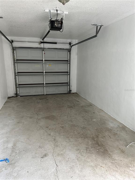 Building Photo - 752 E Broome St