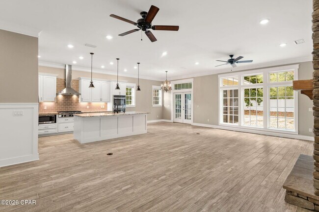 Building Photo - 3816 Mariner Dr