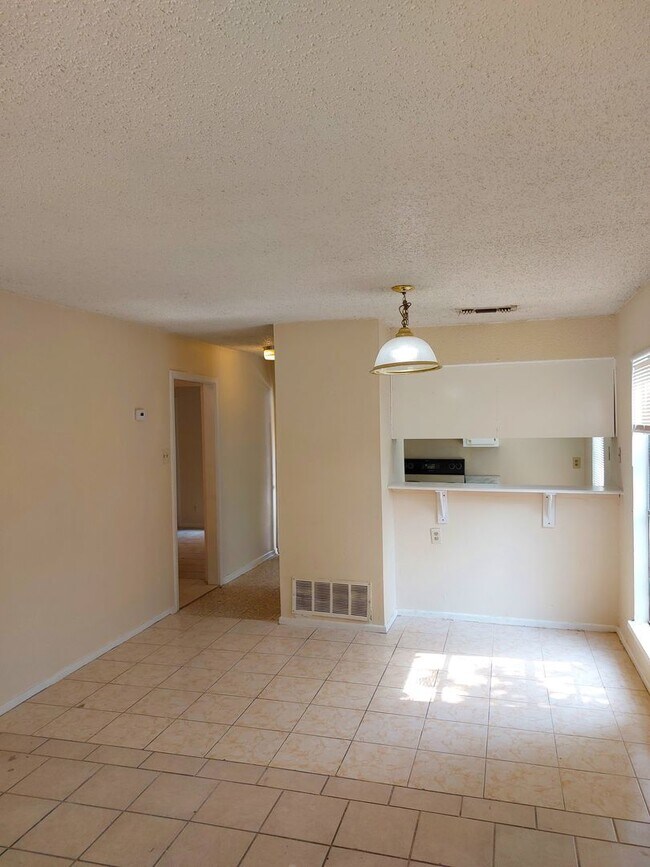 Building Photo - Alnwick Duplex #1