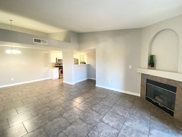 Building Photo - 7885 W Flamingo Rd