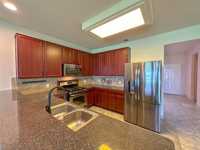 Building Photo - 14819 Grove Canyon Ct