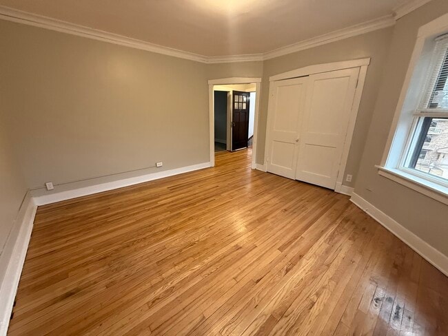 Building Photo - 106 Lincoln Ave