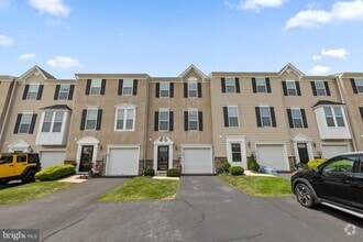 Building Photo - 110 Topaz Dr