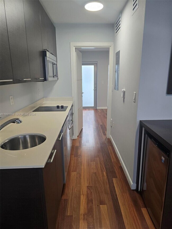 Building Photo - 1550 Pennsylvania Ave