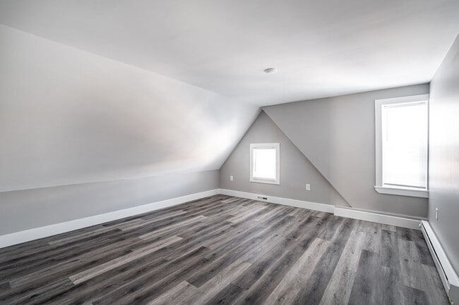 Building Photo - Rare Frederick Townhouse Unit - across from Whole Foods, St. Mary's, Bradford Beach