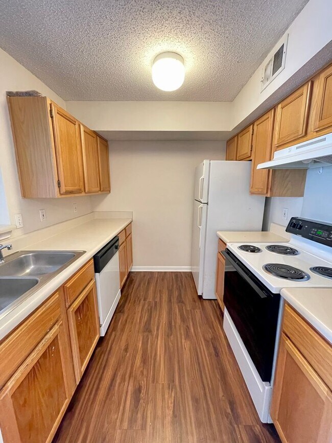 Building Photo - 4009 Dancing Cloud Ct