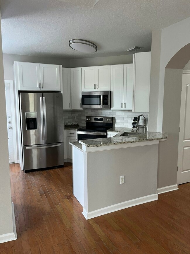 Building Photo - 18036 Villa Creek Dr