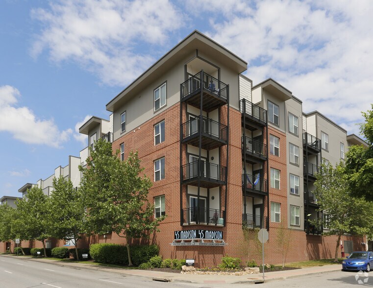 45 Madison Apartments 4445 Madison Ave Kansas City MO 64111