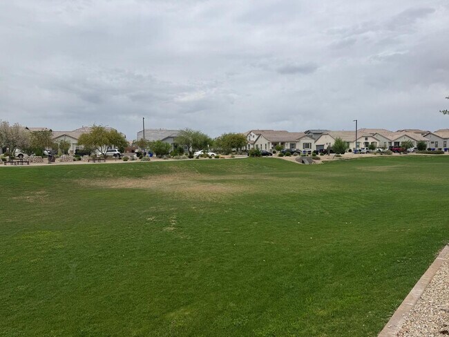 Building Photo - 14220 W Buckskin Trl