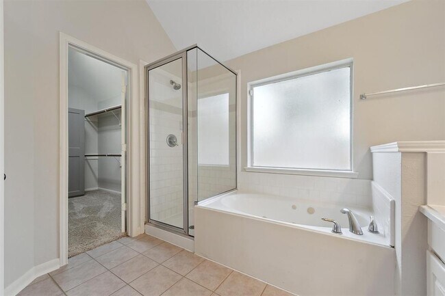 Building Photo - 4123 Stoneburg Dr