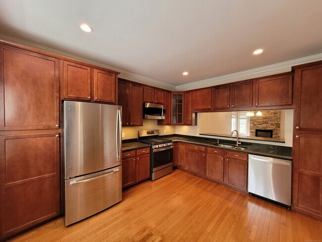 Building Photo - 48 E Hayestown Rd