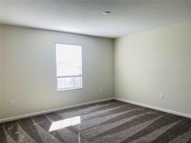 Building Photo - 16436 Fernridge St