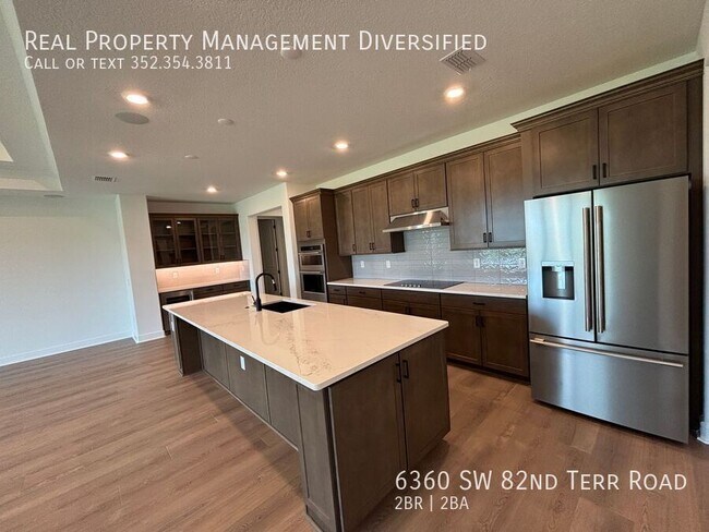 Building Photo - 6360 SW 82 Ter Rd
