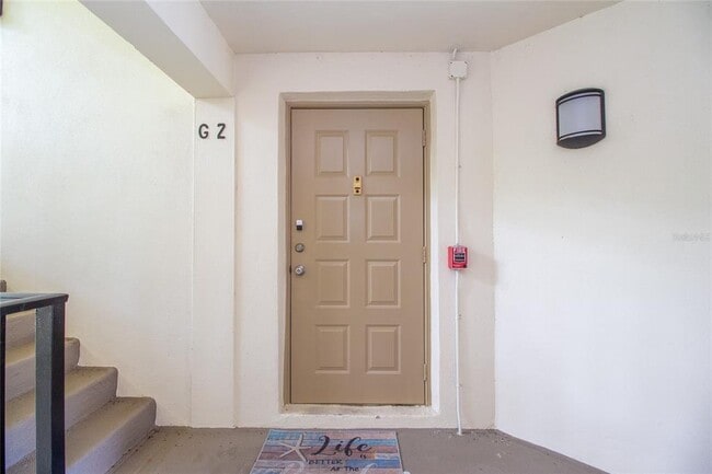 Building Photo - 3101 Lake Pine Way S