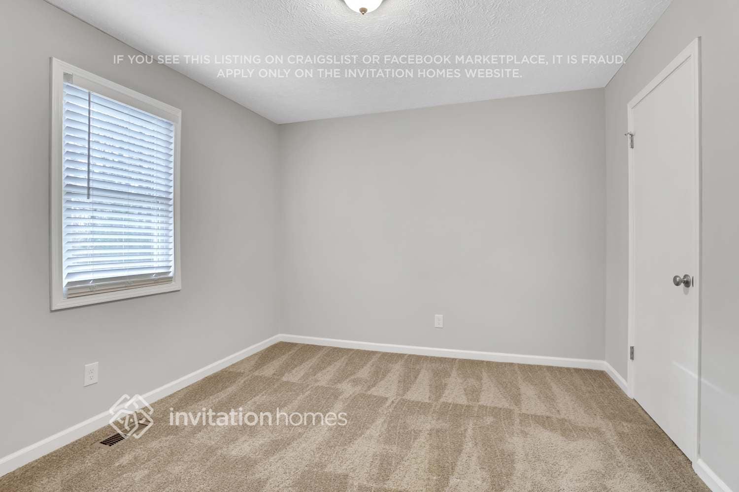 Building Photo - 104 River Oaks Dr