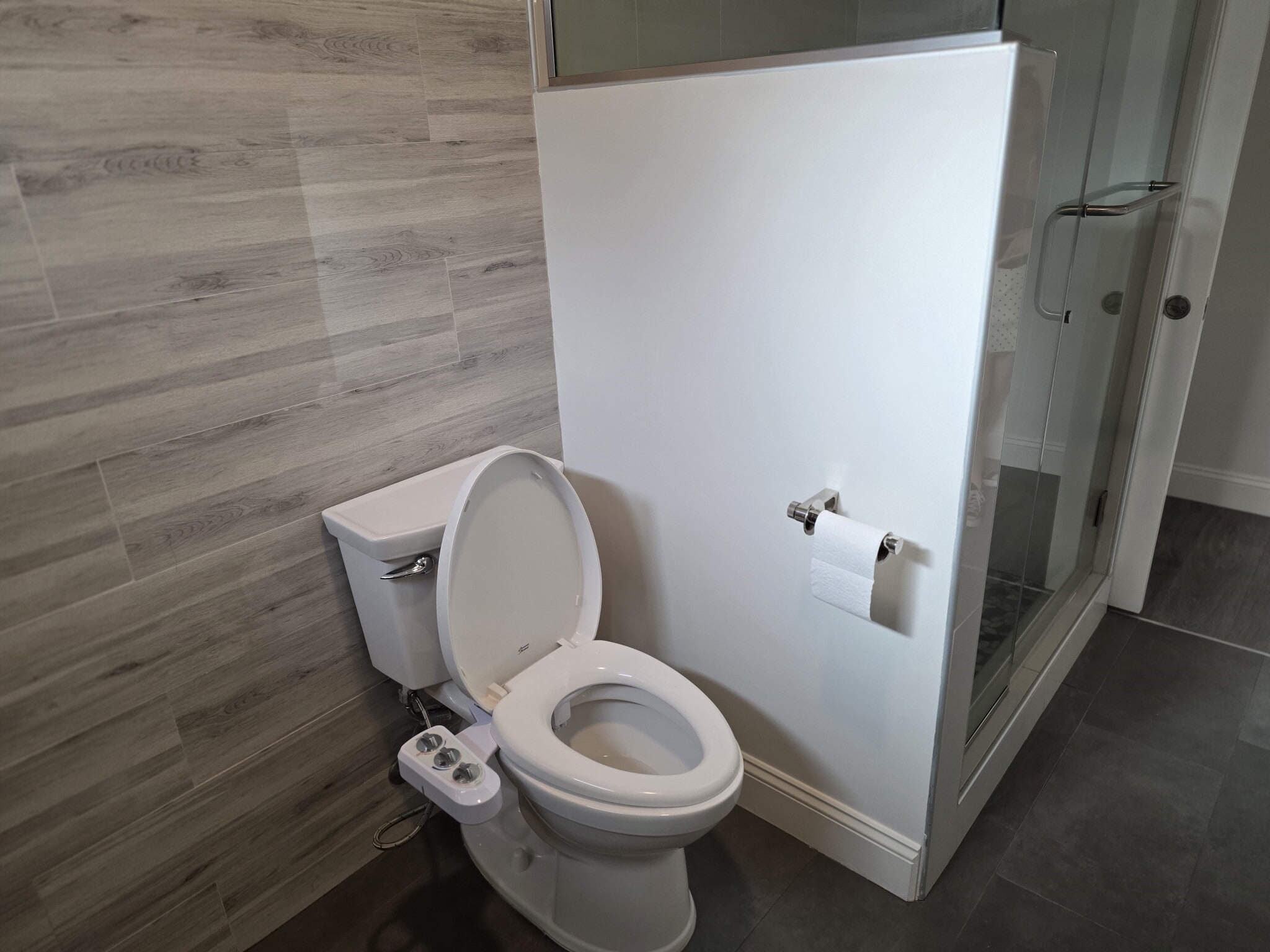 Building Photo - 425 Western Ave