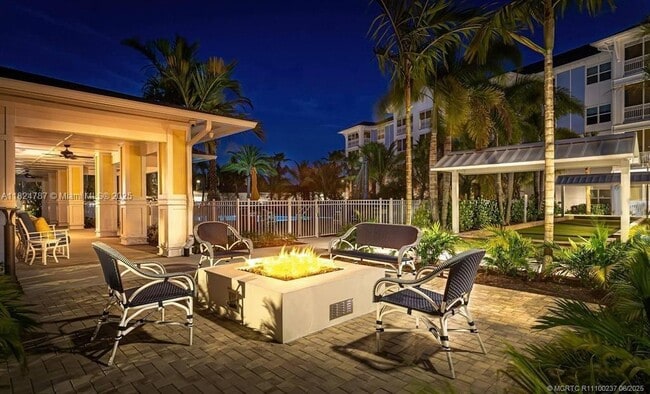 Building Photo - 1924 NW Federal Hwy