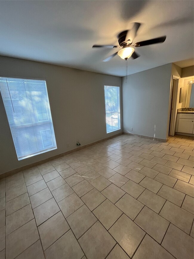 Building Photo - 7200 T C Jester Blvd