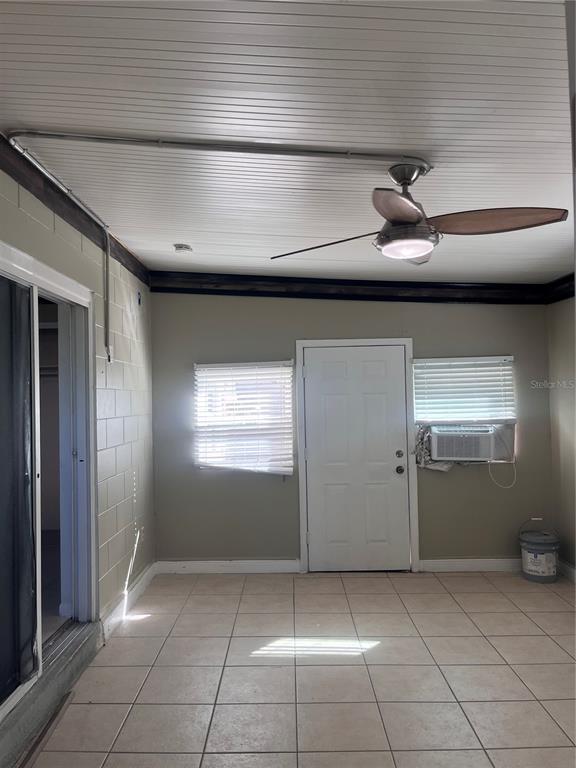 Building Photo - 1824 N Hiawassee Rd