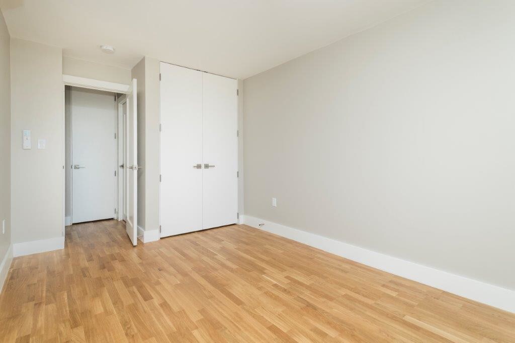 Building Photo - 334 Harvard St