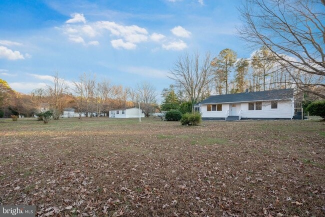 Building Photo - 49415 Holland Manor Dr