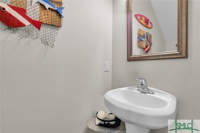 Building Photo - 320 Canyon Oak Loop