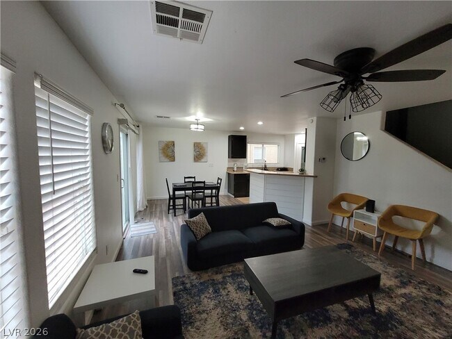 Building Photo - 6213 Capehart Falls St