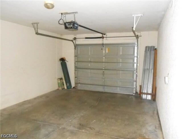 Building Photo - 4507 20th St SW