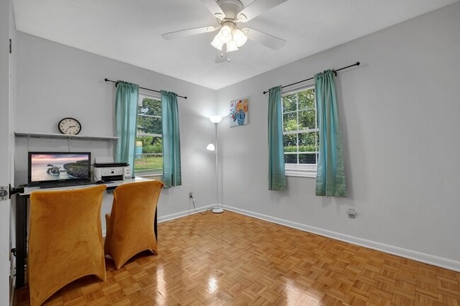 Building Photo - 1809 Quince Dr