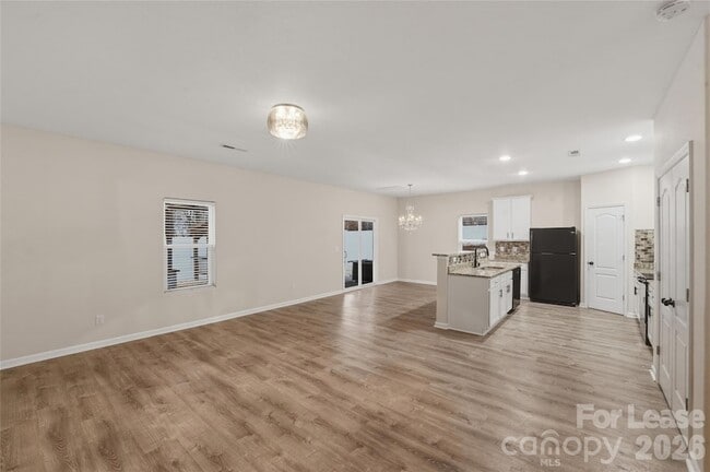 Building Photo - 8422 Candlenut Ln