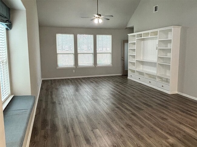 Building Photo - 3734 Bach St