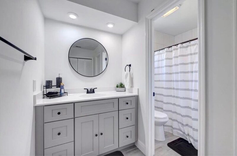 Building Photo - 543 SE Greenway Terrace