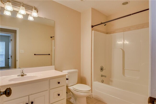 Building Photo - 1089 Grove Landing Ln