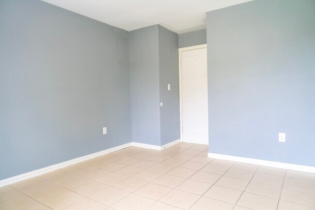 Building Photo - 12803 Segrest Dr