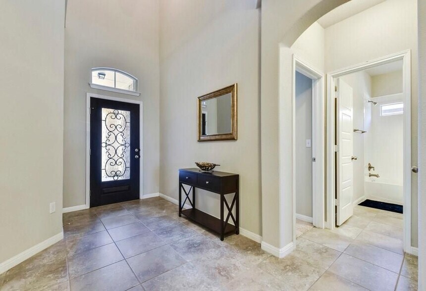 Building Photo - 11203 Sisquoc Formation View