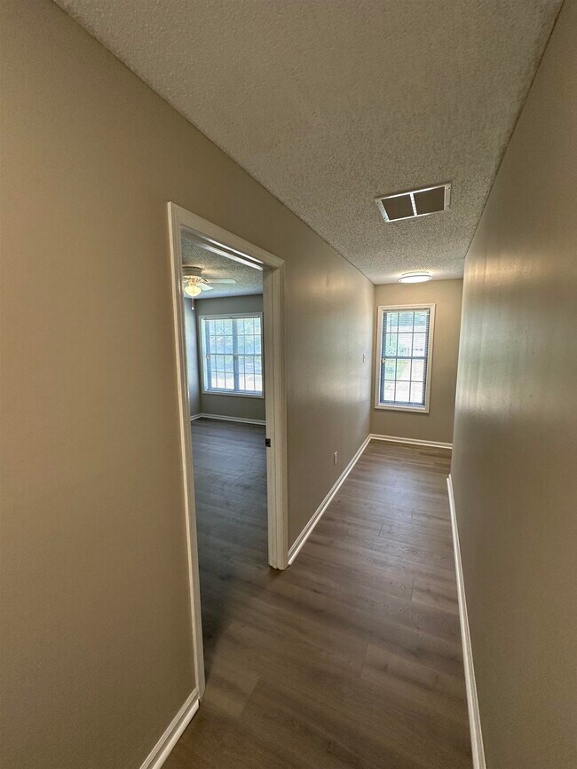 Building Photo - 7923 Neshoba Rd