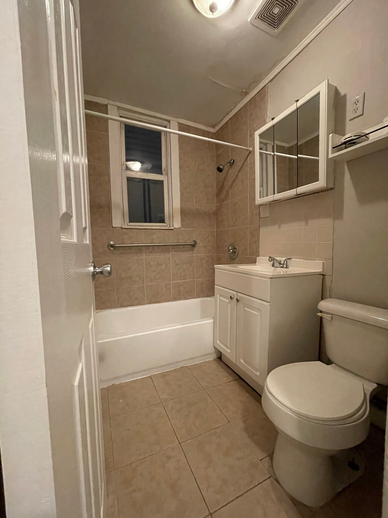 241 Duncan Ave 2 - 237 Duncan Ave