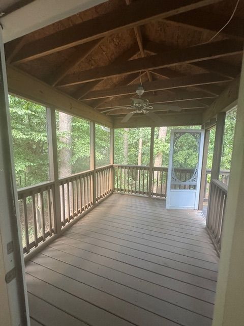 Building Photo - 704 Candle Ridge Ct