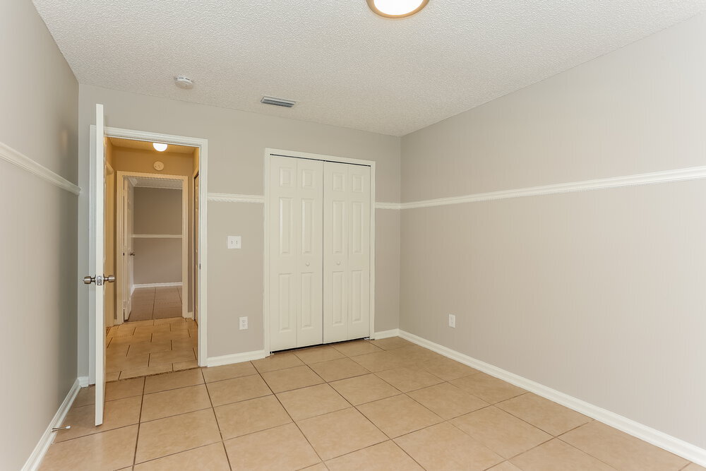 Building Photo - 3726 Woodbriar Dr