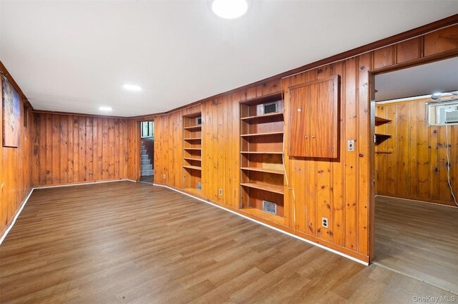 Building Photo - 5 Lincoln St